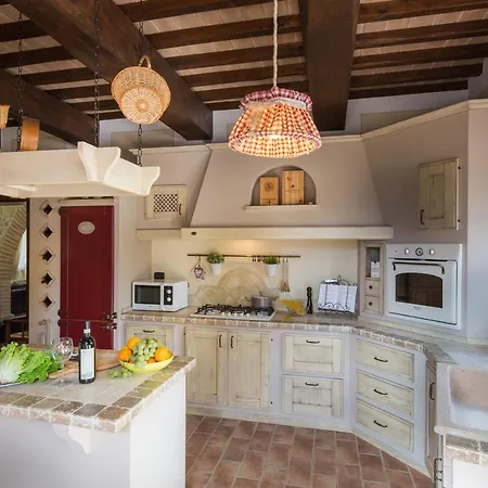 Dei Tramonti Villa Passignano sul Trasimeno