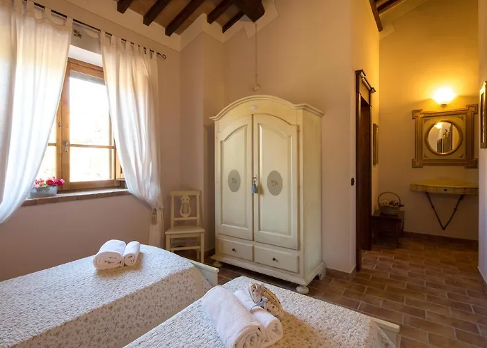 Dei Tramonti Villa Passignano sul Trasimeno